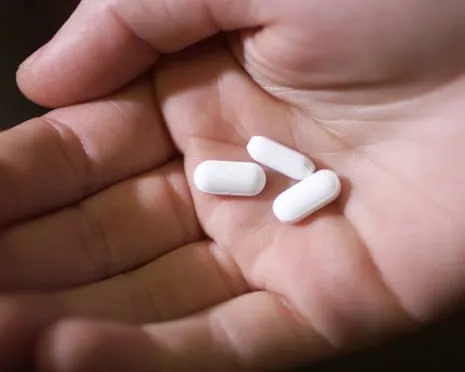 Daily Aspirin Demonstrates Significant Impact in Stopping Bowel Cancer Recurrence, Research Reports